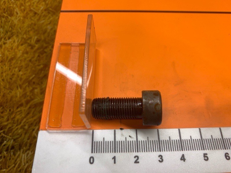 Болт маховика, 360 рублей, Красноярск