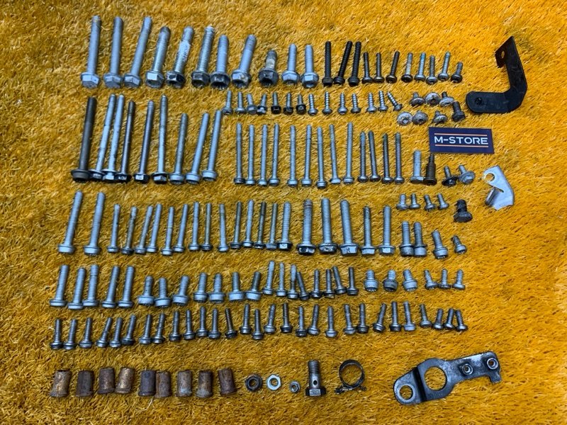 Болты и гайки ДВС, 970 рублей, Красноярск