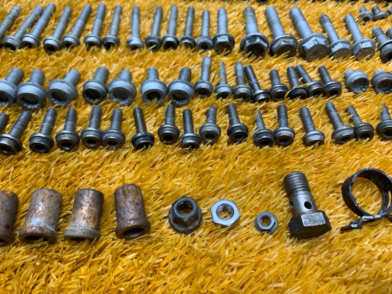 Болты и гайки ДВС, 970 рублей, Красноярск