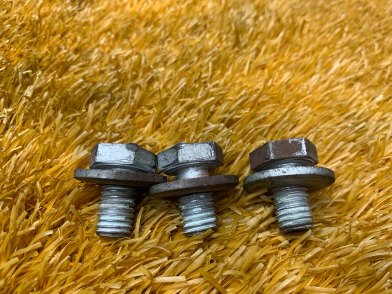 болт гидротрансформатора, 300 рублей, Красноярск