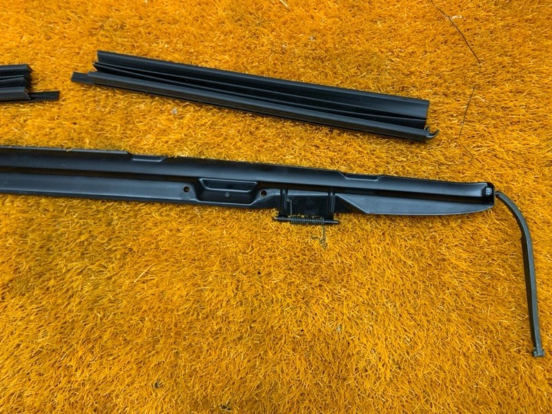 Шторка люка, 1620 рублей, Красноярск