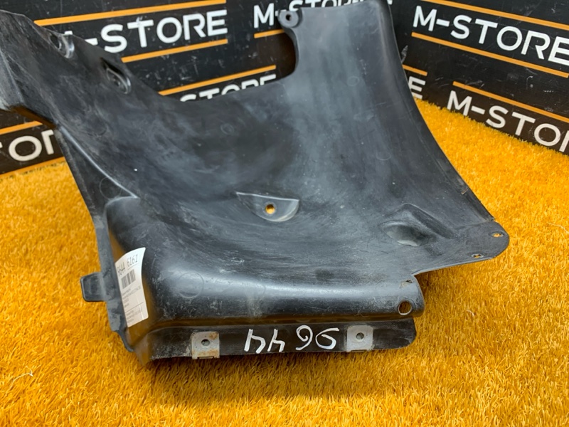 подкрылок, 600 рублей, Красноярск