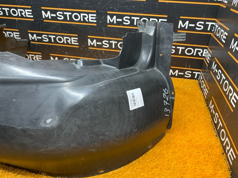 подкрылок, 500 рублей, Красноярск