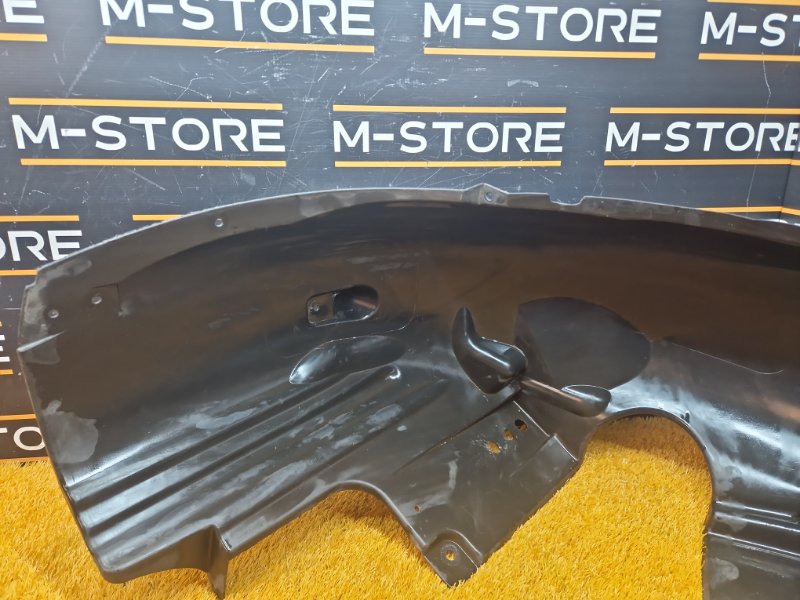 подкрылок, 300 рублей, Красноярск