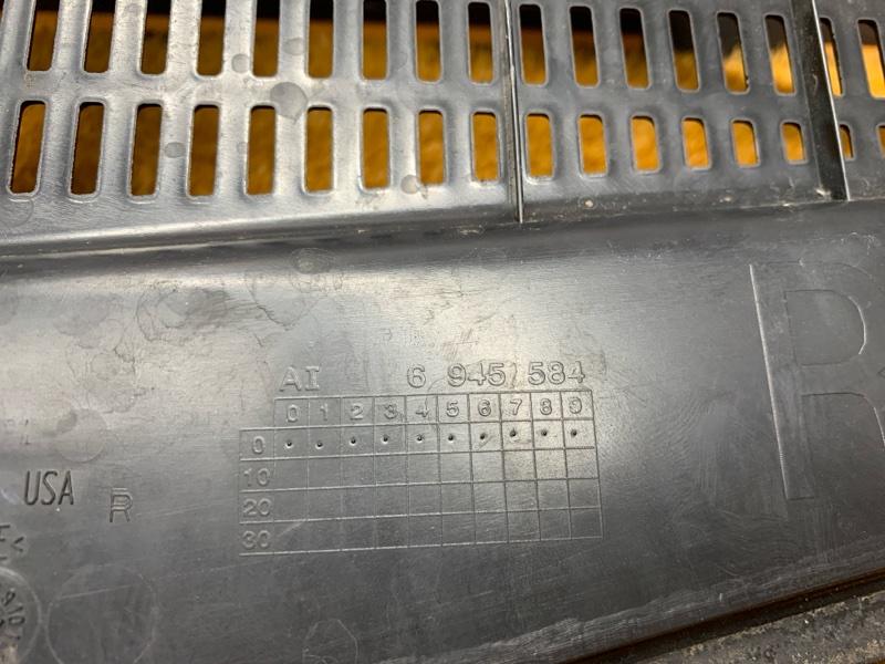 решетка под лобовое стекло, 340 рублей, Красноярск