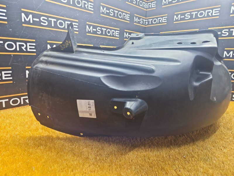 подкрылок, 300 рублей, Красноярск