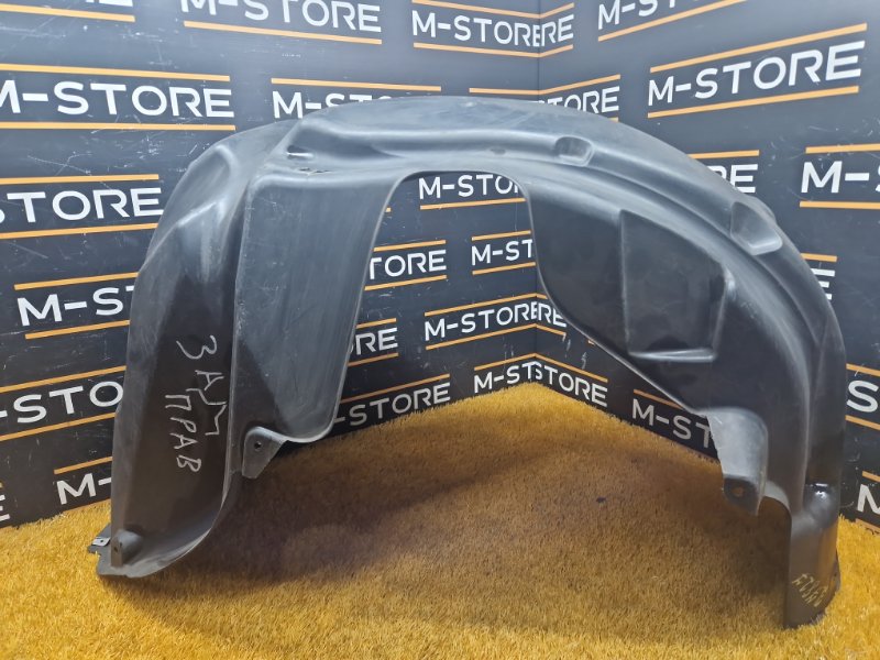 подкрылок, 1000 рублей, Красноярск