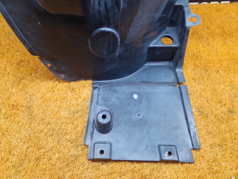 подкрылок, 1000 рублей, Красноярск