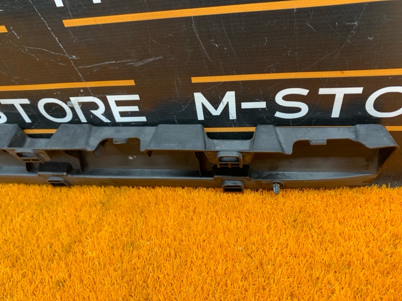 кронштейн порога, 400 рублей, Красноярск