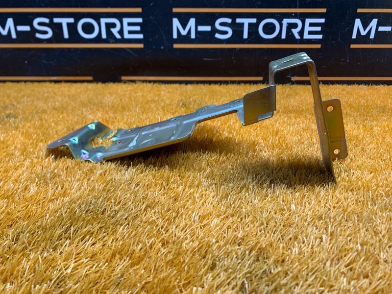 кронштейн, 290 рублей, Красноярск