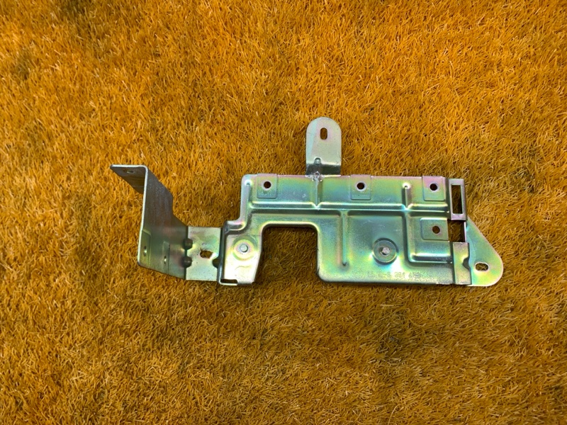 кронштейн, 290 рублей, Красноярск