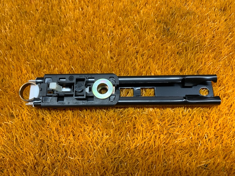 кронштейн ремня безопасности, 290 рублей, Красноярск