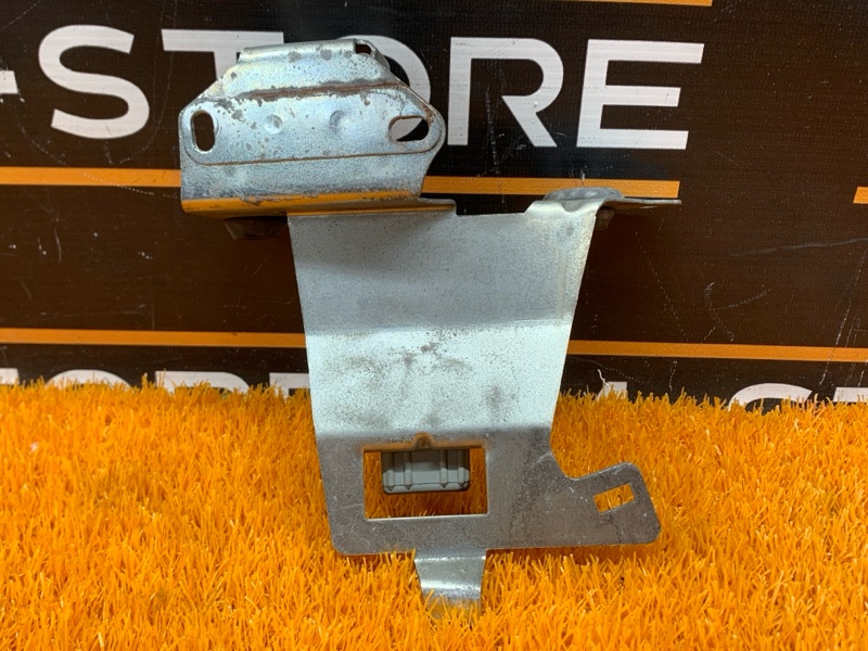 Кронштейн клапана печки, 290 рублей, Красноярск