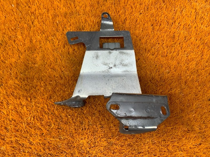 Кронштейн клапана печки, 290 рублей, Красноярск