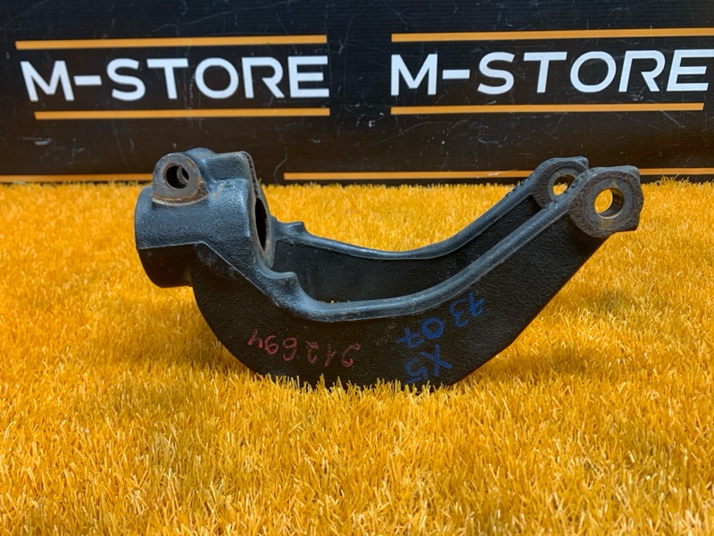 Кронштейн стойки подвески, 920 рублей, Красноярск