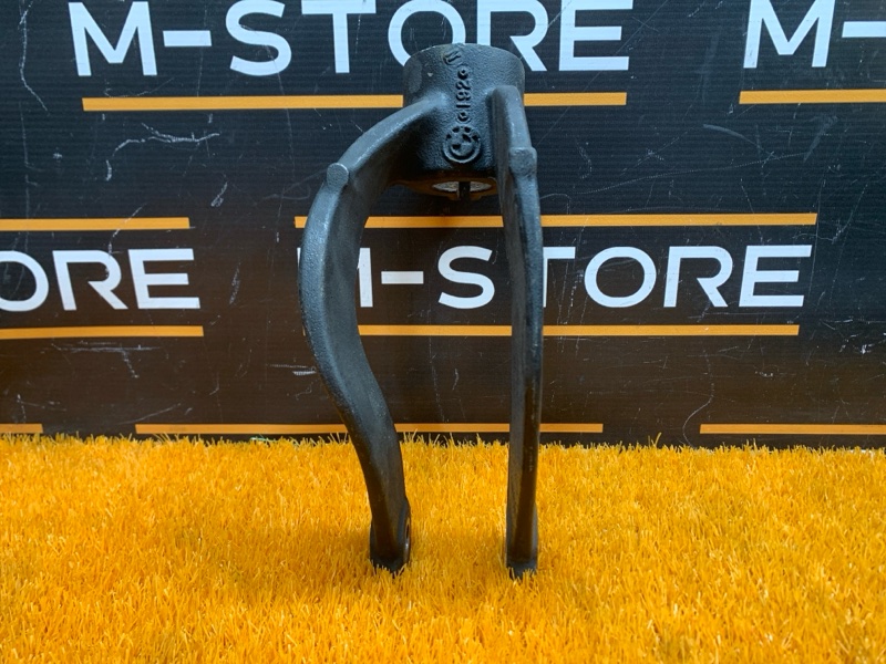 Кронштейн стойки подвески, 920 рублей, Красноярск