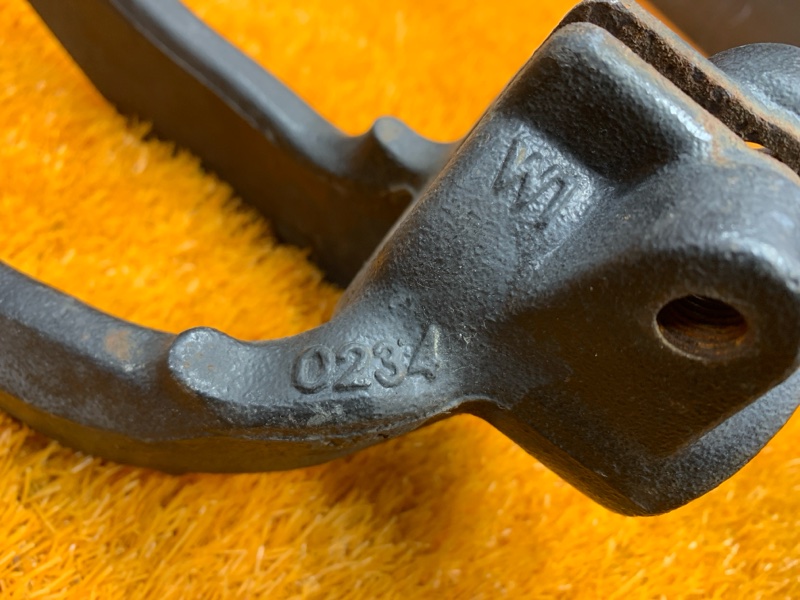 Кронштейн стойки подвески, 920 рублей, Красноярск