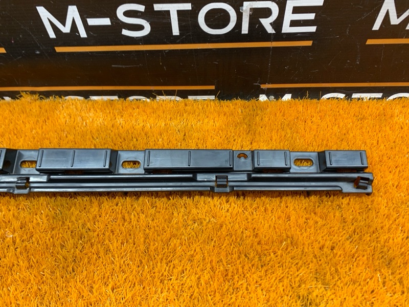 кронштейн порога, 340 рублей, Красноярск