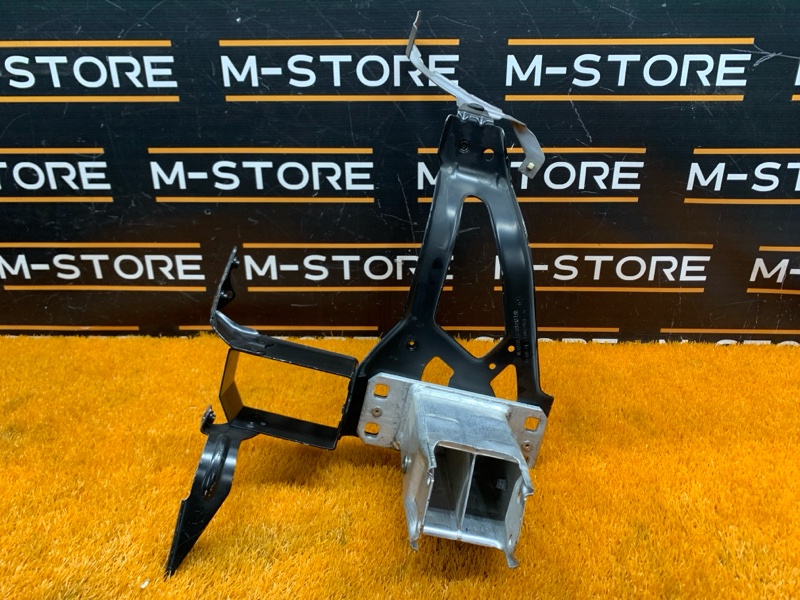 кронштейн фары, 1480 рублей, Красноярск