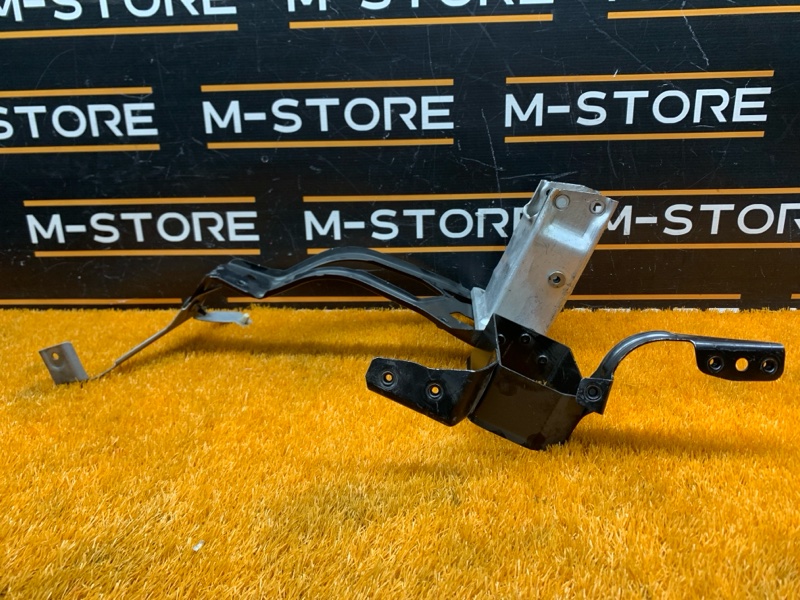 кронштейн фары, 1480 рублей, Красноярск