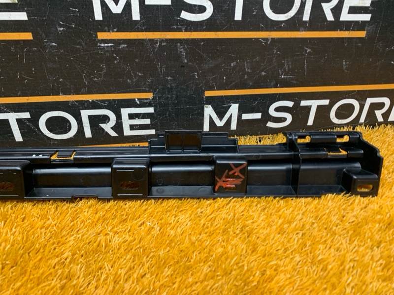 кронштейн порога, 340 рублей, Красноярск