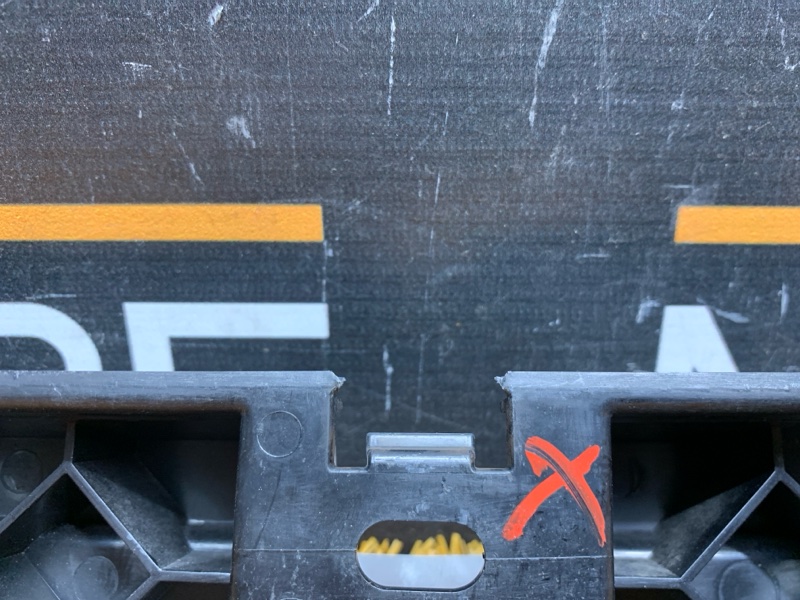 кронштейн порога, 450 рублей, Красноярск