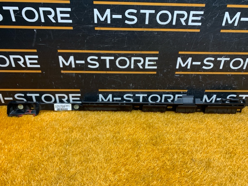 кронштейн порога, 340 рублей, Красноярск