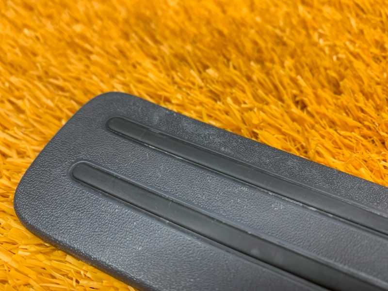 Накладка на порог салона, 330 рублей, Красноярск