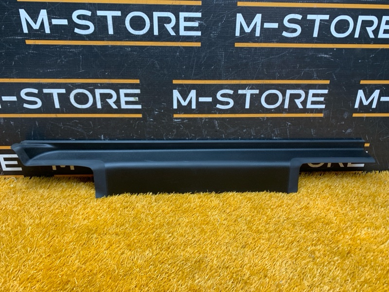 Накладка на порог салона, 380 рублей, Красноярск