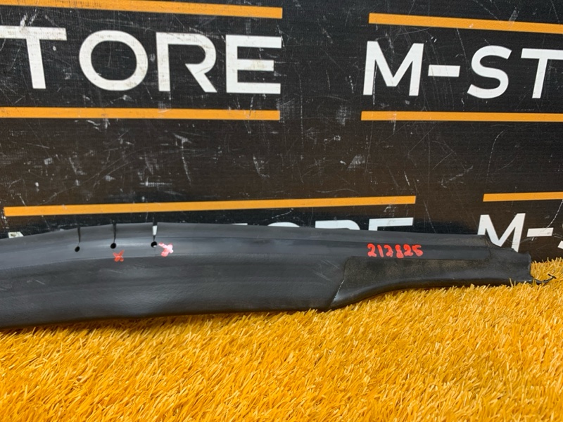 Уплотнитель капота, 370 рублей, Красноярск