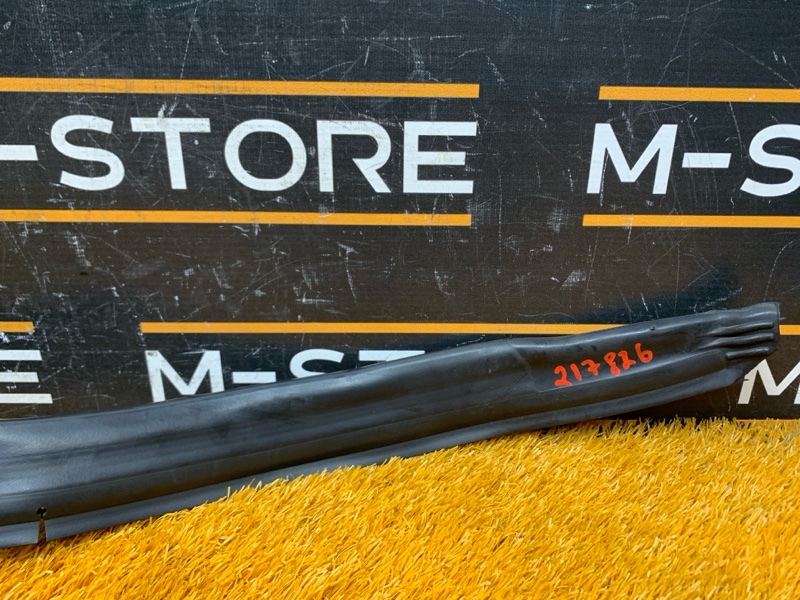 Уплотнитель капота, 370 рублей, Красноярск