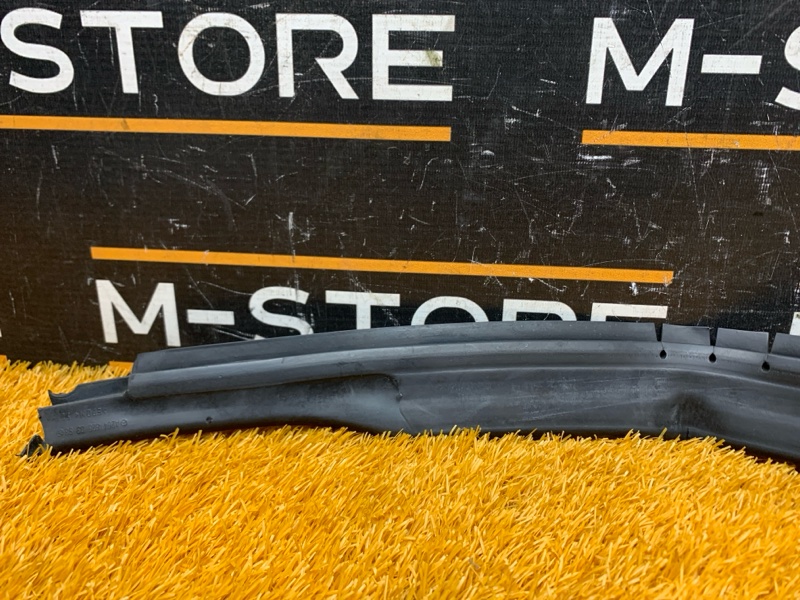 Уплотнитель капота, 370 рублей, Красноярск