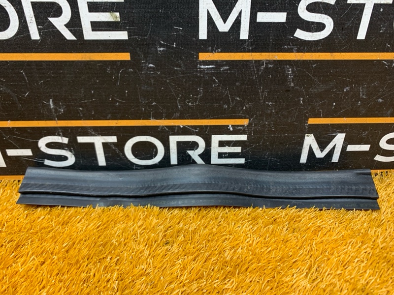 Уплотнитель капота, 520 рублей, Красноярск