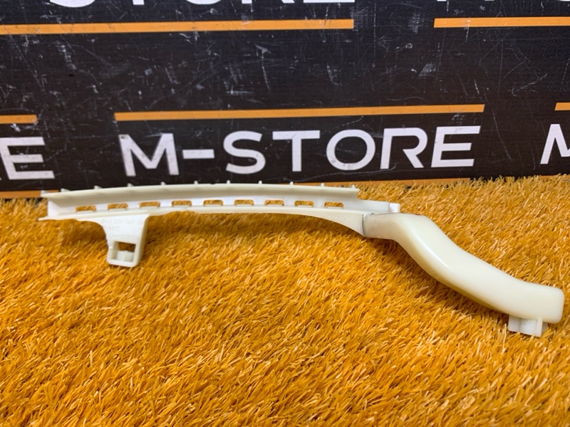 Направляющая стекла двери, 730 рублей, Красноярск