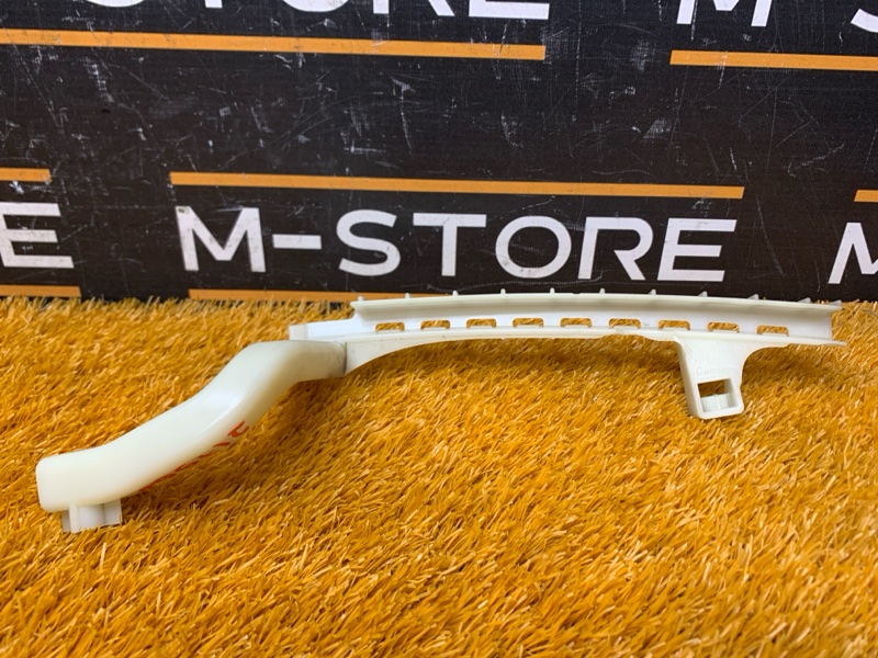 Направляющая стекла двери, 730 рублей, Красноярск