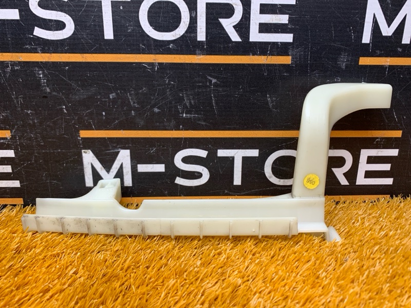 Направляющая стекла двери, 730 рублей, Красноярск