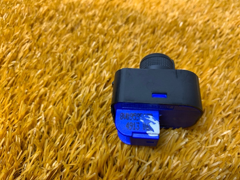 Кнопка регулировки зеркал, 700 рублей, Красноярск