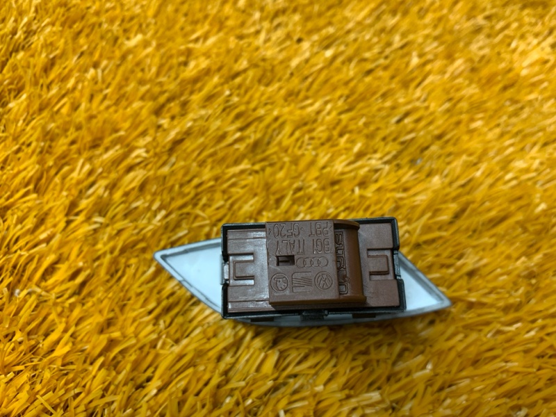 Кнопка центрального замка, 1000 рублей, Красноярск