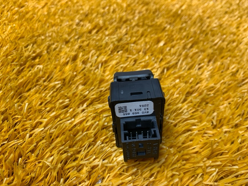 кнопка стеклоподъемника, 470 рублей, Красноярск