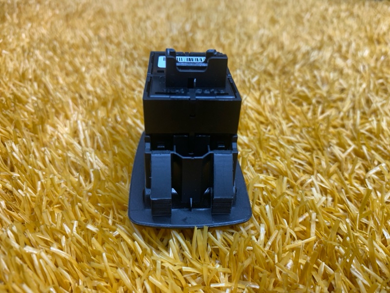 Кнопка открывания багажника, 700 рублей, Красноярск