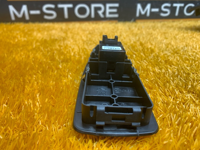 кнопка стеклоподъемника, 200 рублей, Красноярск