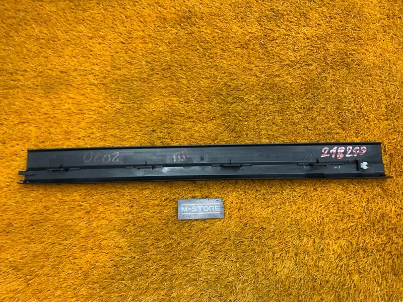 Накладка на порог салона, 300 рублей, Красноярск