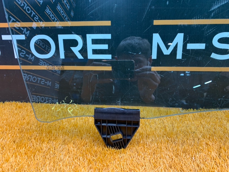 Стекло боковое, 800 рублей, Красноярск