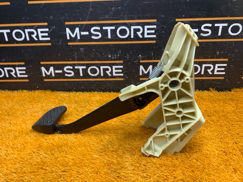 педаль тормоза, 400 рублей, Красноярск