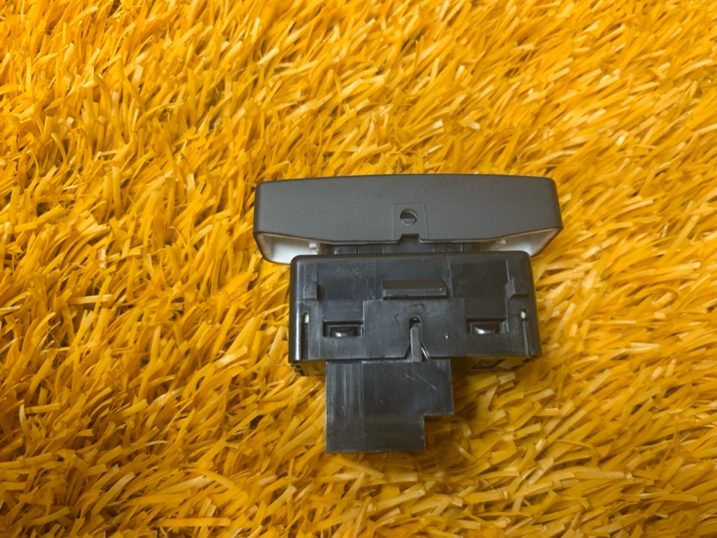 Кнопка центрального замка, 100 рублей, Красноярск