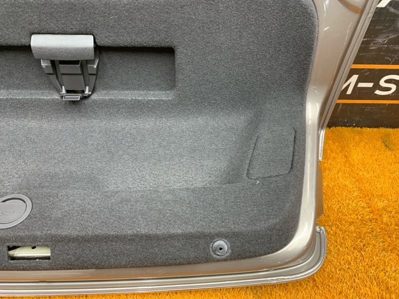 крышка багажника, 12000 рублей, Красноярск