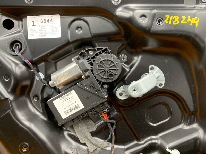 стеклоподъемник, 2000 рублей, Красноярск