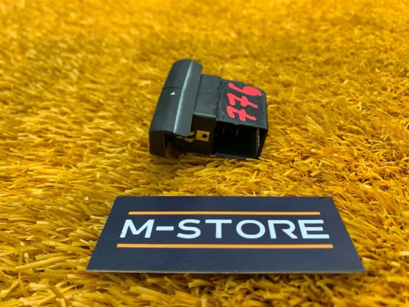 Кнопка центрального замка, 200 рублей, Красноярск