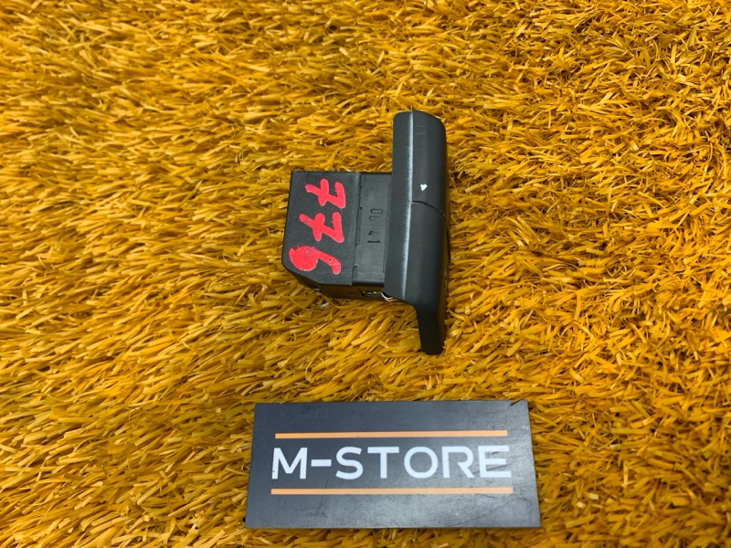 Кнопка центрального замка, 200 рублей, Красноярск