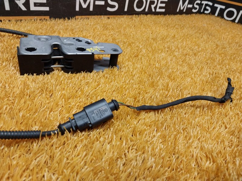 замок капота, 1870 рублей, Красноярск